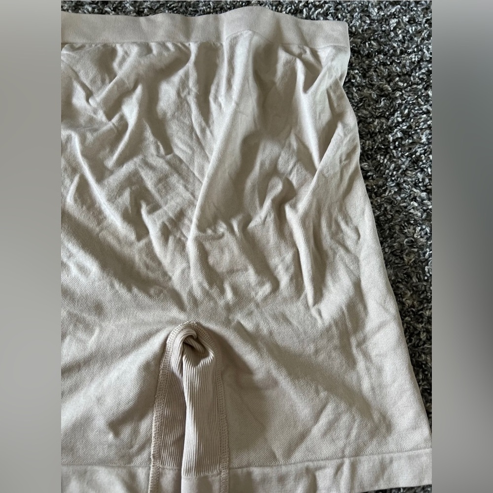 Motherhood Maternity Belly Support NWOT Under Garment Shapewear Plus Size 1X - Picture 3 of 5
